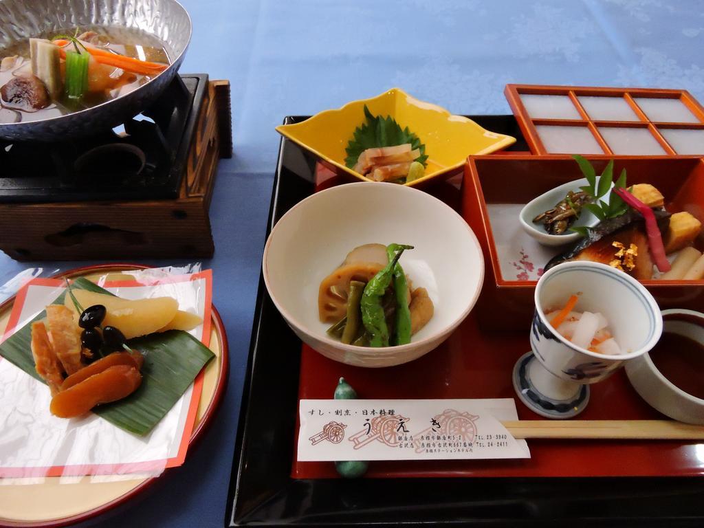 Hikone Station Hotel Bagian luar foto