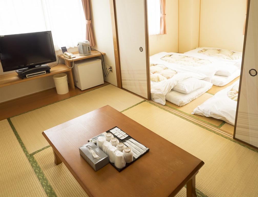 Hikone Station Hotel Bagian luar foto