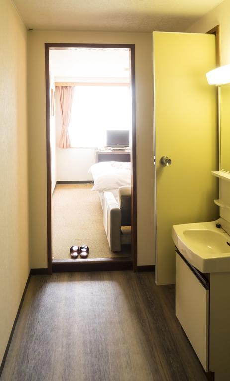 Hikone Station Hotel Bagian luar foto